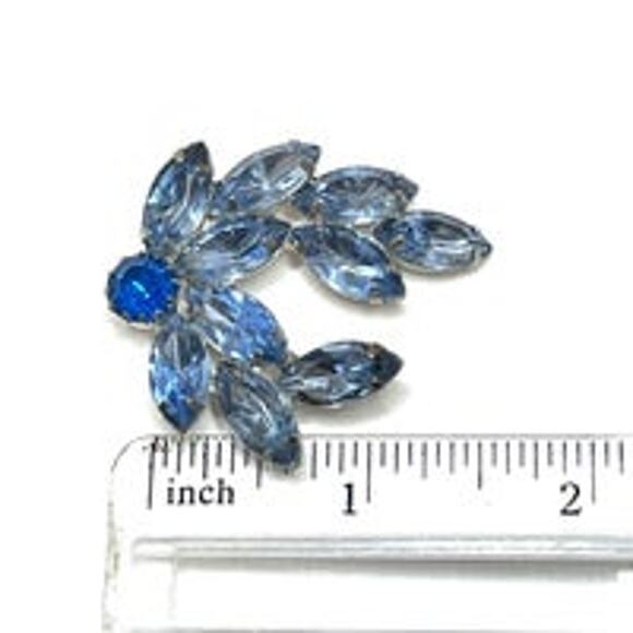 Vintage Brooch Baby Royal Blue Rhinestone Vtg Estate Costume Jewelry Pin A17 - Picture 3 of 3